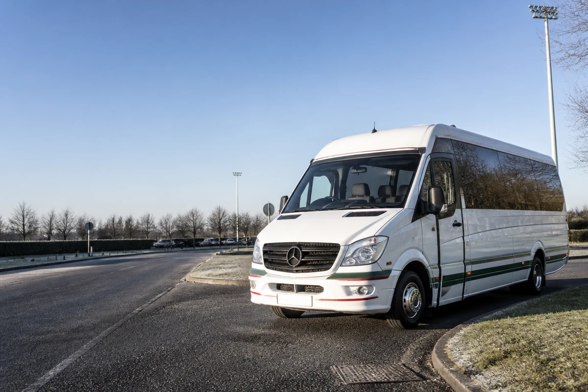 22 Seater Minibus Hire